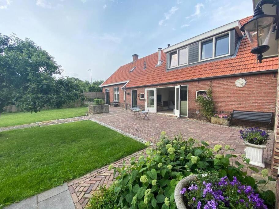 Vila Rusttheater, Genieten Van Rust En Ruimte Reutum Exteriér fotografie