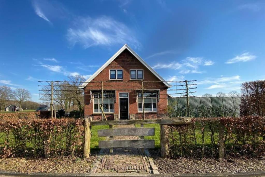 Vila Rusttheater, Genieten Van Rust En Ruimte Reutum Exteriér fotografie